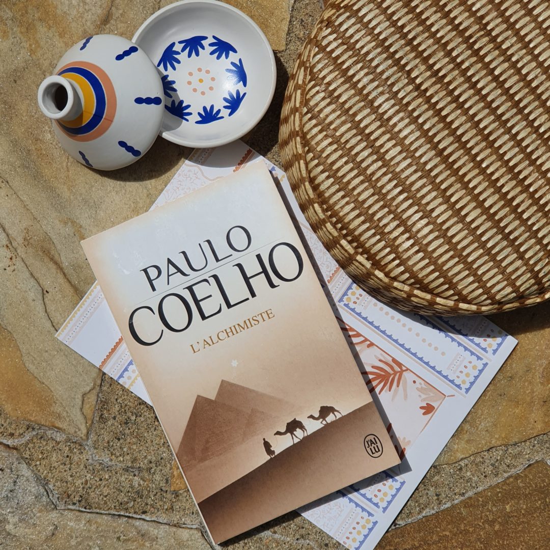 Paul Coelho - L'Alchimiste (aux éditions J'ai Lu)